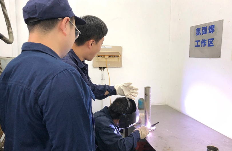 【师带徒活动】&ldquo;师带徒促成长 凝聚企业正能量&rdquo;系列报道之sunbet申搏官方网站六厂&ldquo;师带徒&rdquo;活动