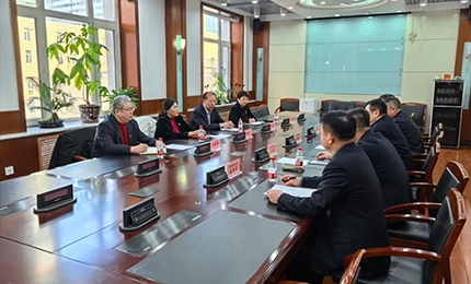 sunbet申搏官方网站董事长胡晓萍、总裁芦传有赴黑龙江省药品监督管理局座谈交流